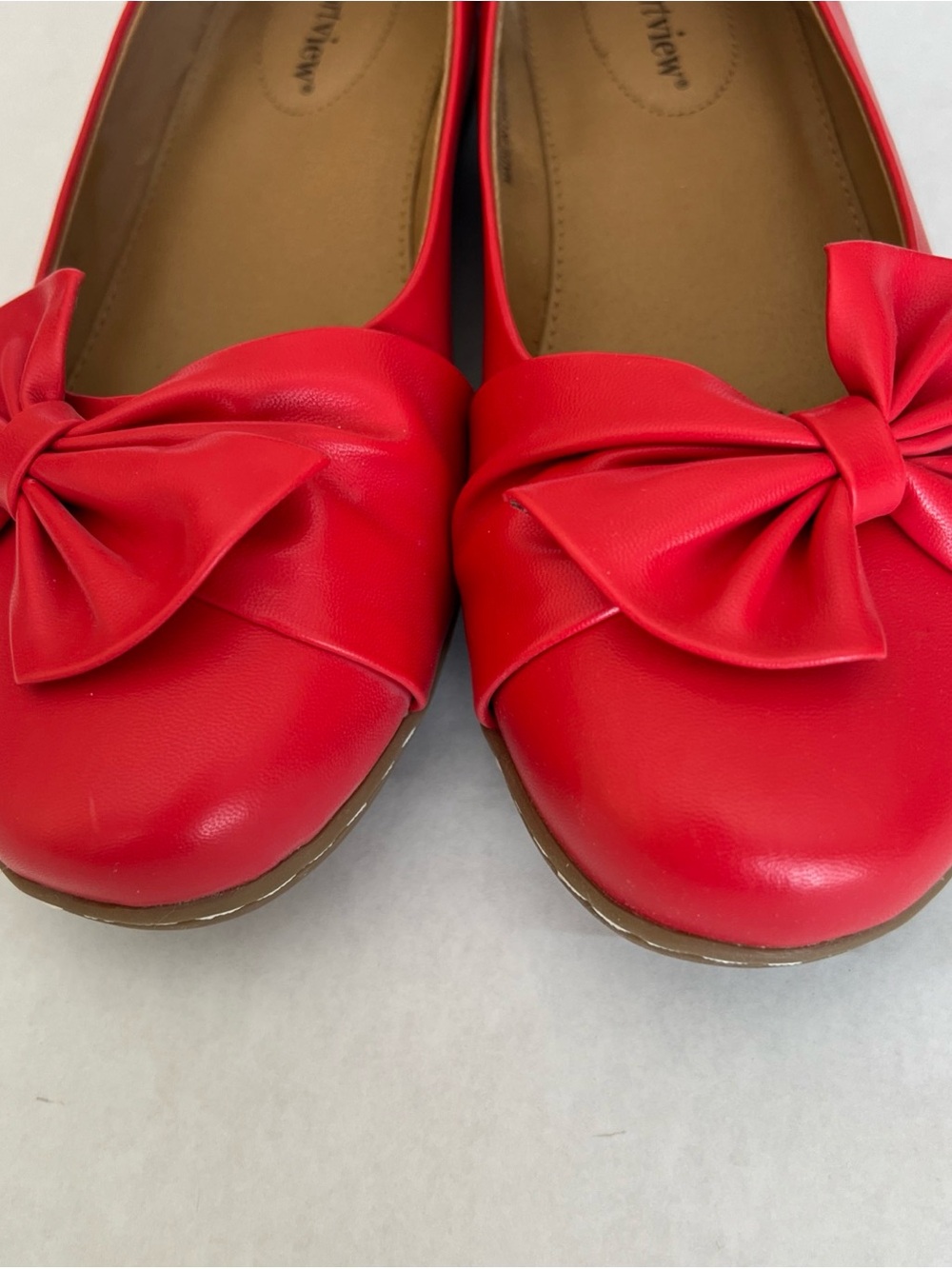 Women’s Comfortview Pamela Size 9M Red Faux Leather Bow Slip On Wedge Shoes - Picture 7 of 8